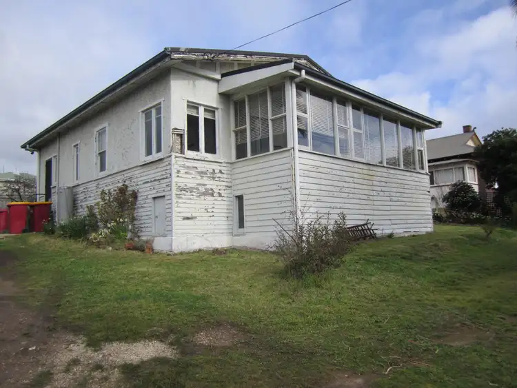 16 Punchbowl Road