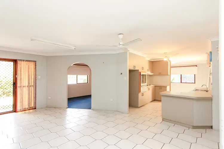 Fourth view of Homely house listing, 2 Pullen Court, Kirwan QLD 4817