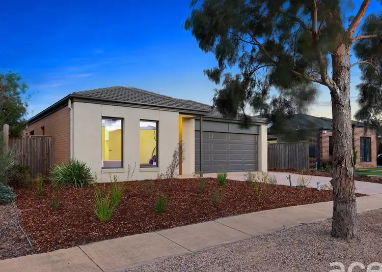 Fourth view of Homely house listing, 23 Fieldwren Drive, Williams Landing VIC 3027