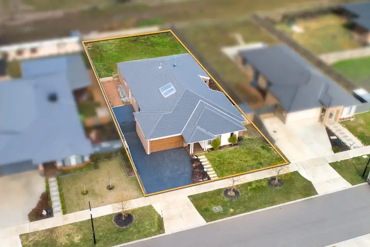 Second view of Homely house listing, 7 Dianella Way, Romsey VIC 3434