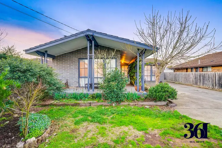 18 Corella Ave, Melton VIC 3337