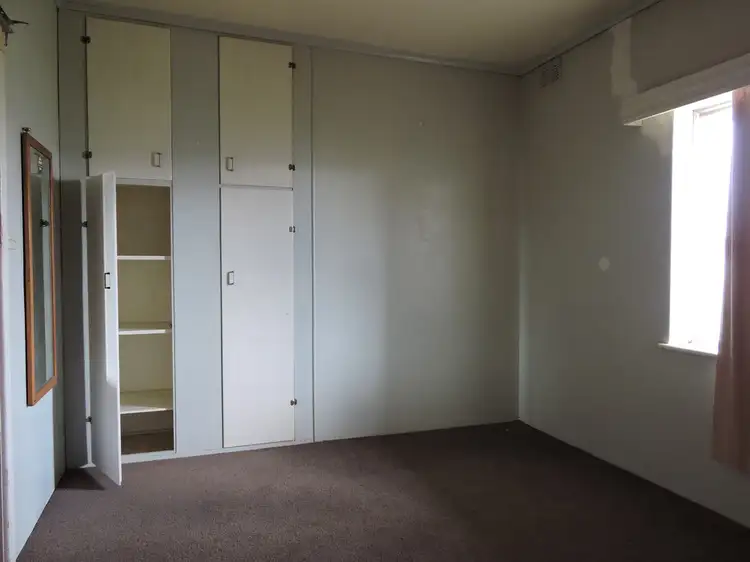 Fifth view of Homely house listing, 10 Sir John Cowan Avenue, Murray Bridge SA 5253