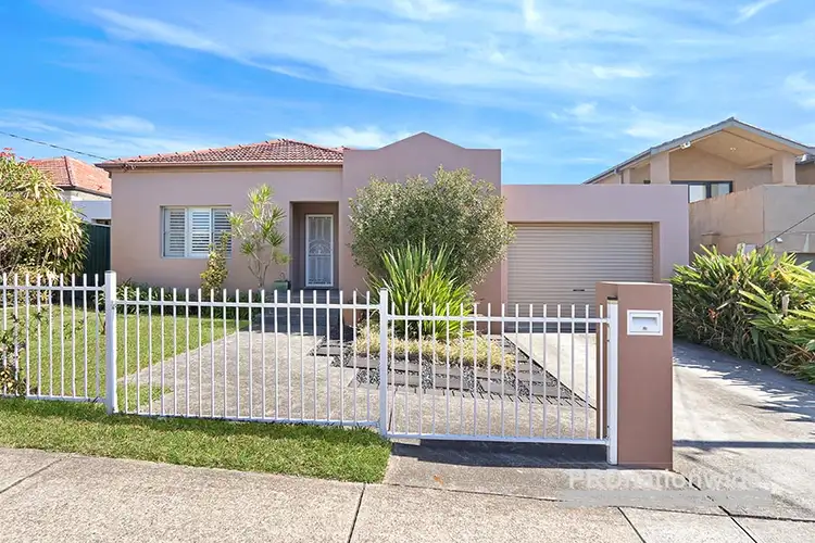 5 Panorama Road, Kingsgrove NSW 2208