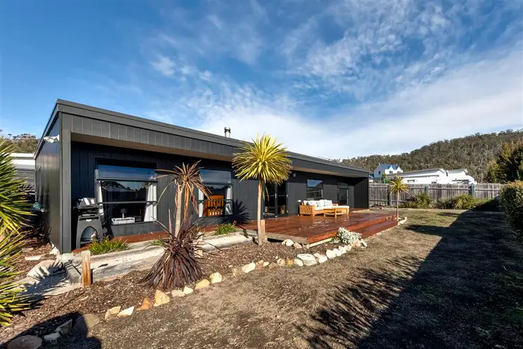 6 Rose Street, Bicheno TAS 7215
