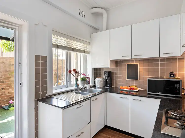 Fifth view of Homely apartment listing, 2/23 Beach Road, Bondi Beach NSW 2026