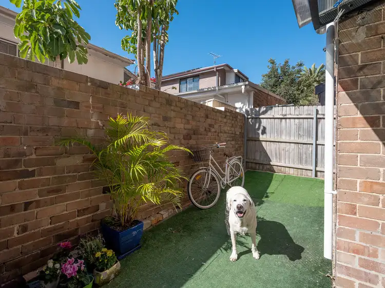 Sixth view of Homely apartment listing, 2/23 Beach Road, Bondi Beach NSW 2026