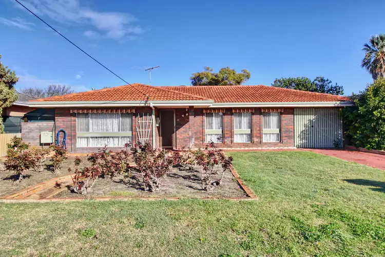 22 Hawker Street, Safety Bay WA 6169
