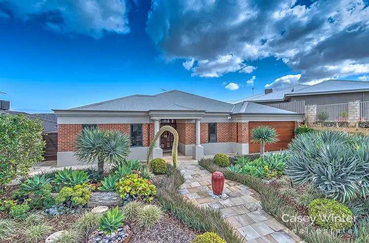 17 Westwood Meander, Carramar WA 6031