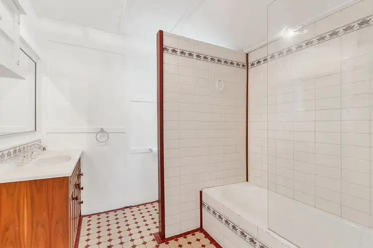 Fifth view of Homely house listing, 18 Chubb Street, One Mile QLD 4305