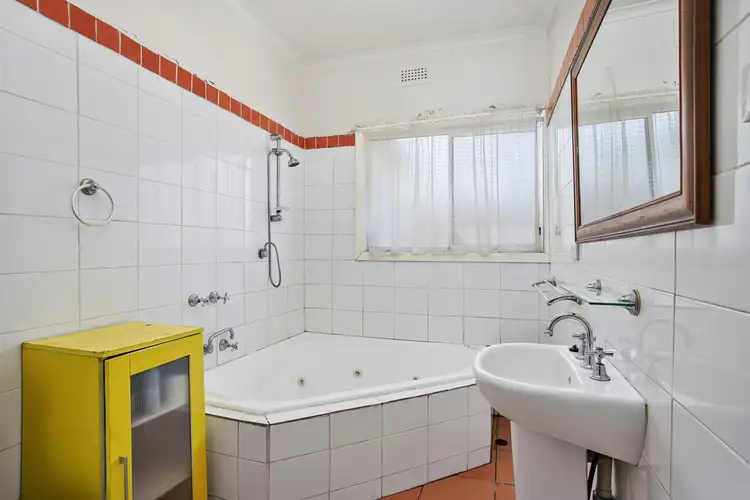 Fifth view of Homely house listing, 33 Spruhan Avenue, Norlane VIC 3214
