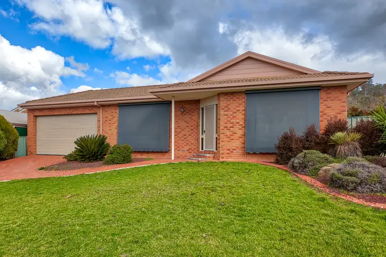 Main view of Homely house listing, 7 Scullin Court, Wodonga VIC 3690