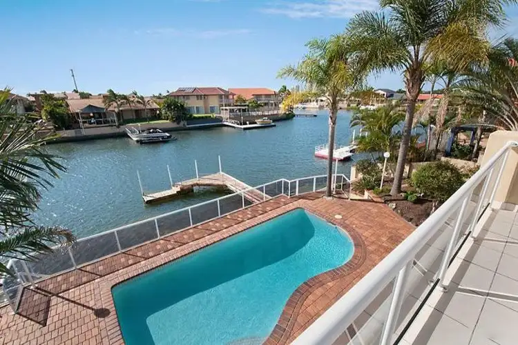 19 Smugglers Place, Runaway Bay QLD 4216