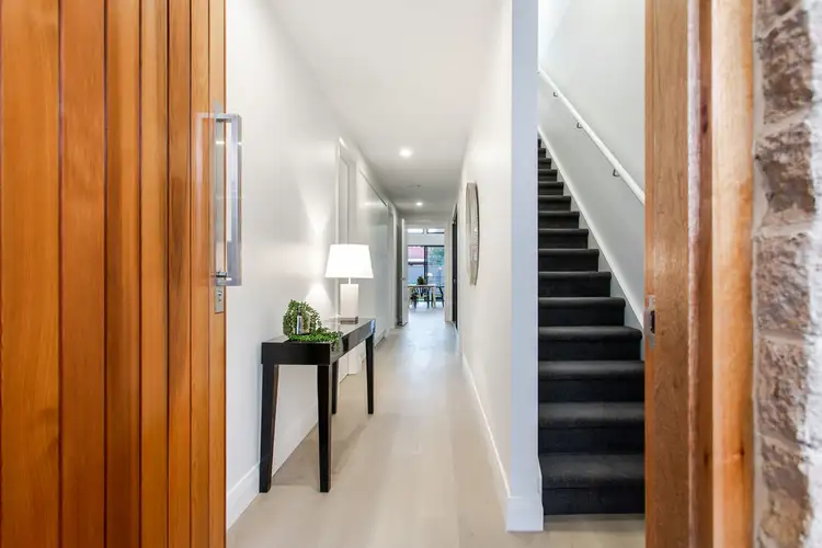 5 Wald Avenue, Semaphore South SA 5019