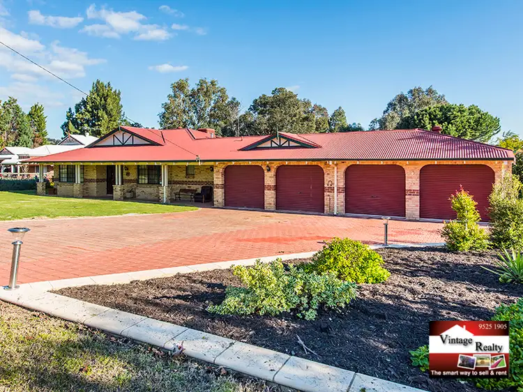 10 Waterside Pass, Byford WA 6122