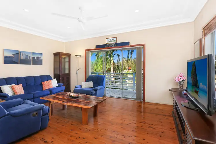 Second view of Homely house listing, 10 Gordon Crescent, Lake Heights NSW 2502