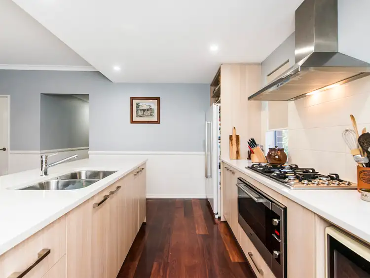 Sixth view of Homely house listing, 39 Bundoran Approach, Hilbert WA 6112