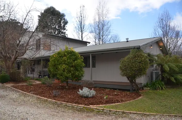 196 Simmonds Creek Road, Tawonga South VIC 3698