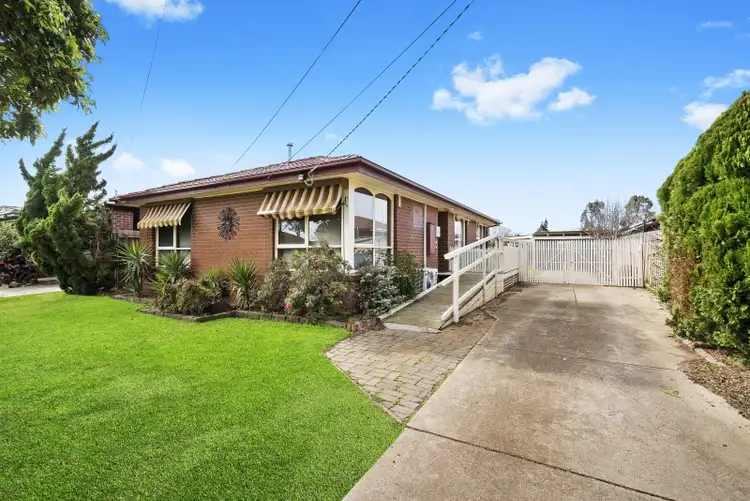 10 Iluka Drive, Werribee VIC 3030