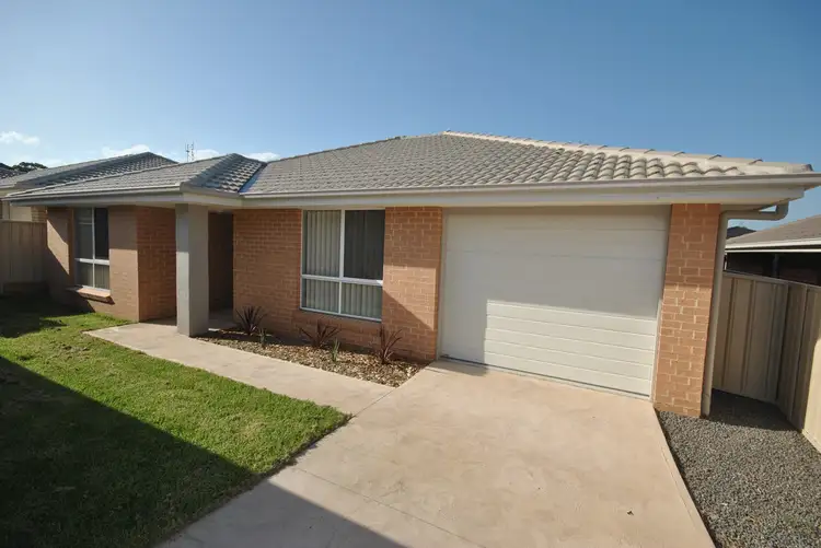 10a Alpina Place