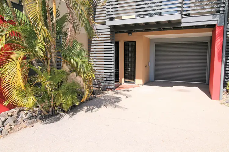 3/4 Whistler Way