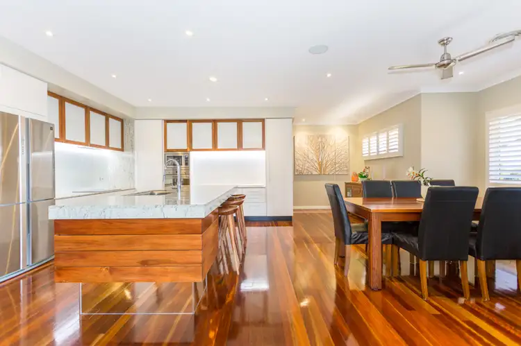10 Coral Ridge Drive, Eimeo QLD 4740