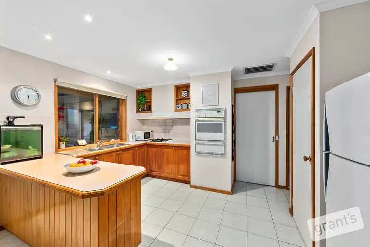 Sixth view of Homely house listing, 9 Cooney Close, Berwick VIC 3806