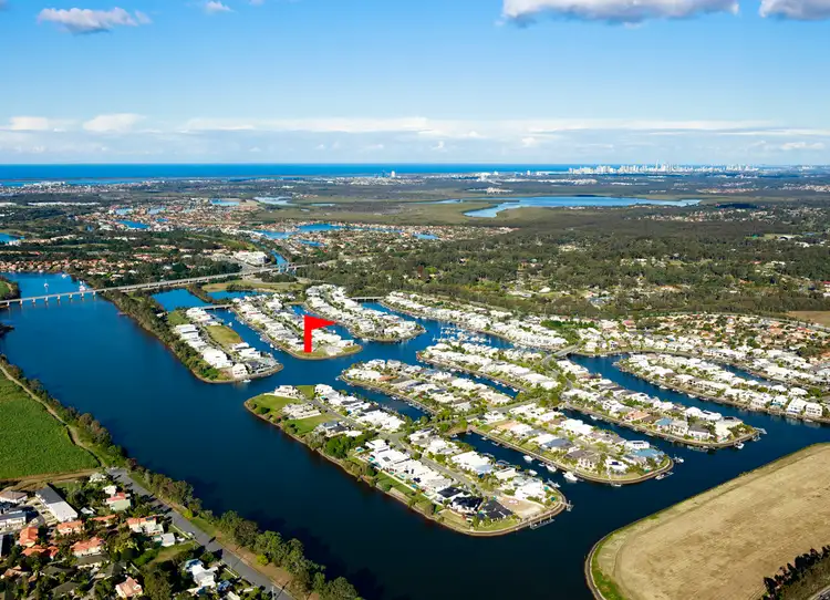 42 Harbourvue Court, Helensvale QLD 4212