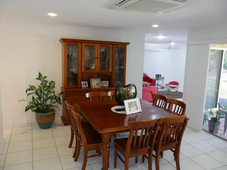 Sixth view of Homely house listing, 2 Mapley Court, Sarina QLD 4737