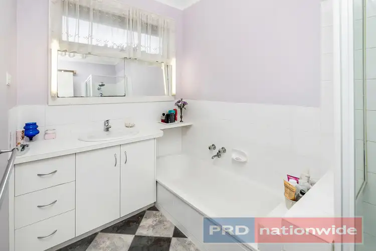 Sixth view of Homely house listing, 5 Rolf Court, Wendouree VIC 3355