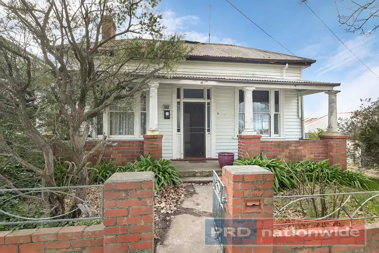 10 Clarendon Street, Soldiers Hill VIC 3350