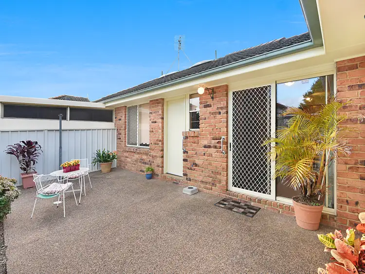 Fourth view of Homely villa listing, 2 / 15 WOOD STREET, Swansea NSW 2281
