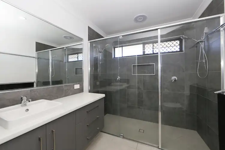 Seventh view of Homely house listing, 4 AMALFI COURT, Ashfield QLD 4670