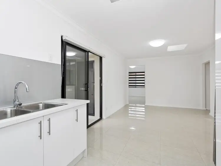 Sixth view of Homely house listing, 7 Scribbly Gum Square, Willetton WA 6155