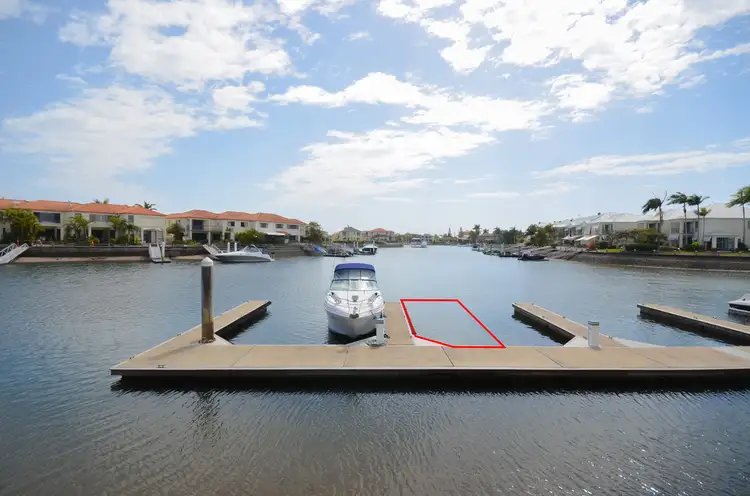 11/41A Broadwater Street, Runaway Bay QLD 4216