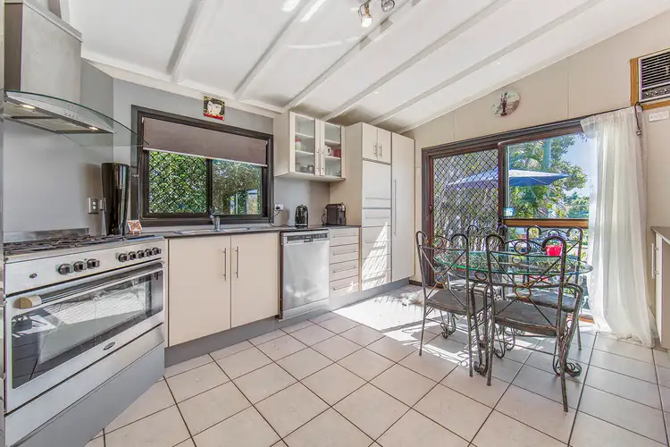 14 Conley Street, Clontarf QLD 4019