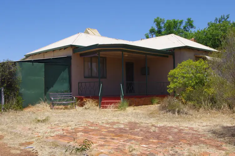 14 Carson Street, Mullewa WA 6630