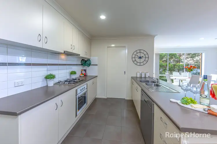 Fourth view of Homely house listing, 8 Emma Court, Sunbury VIC 3429