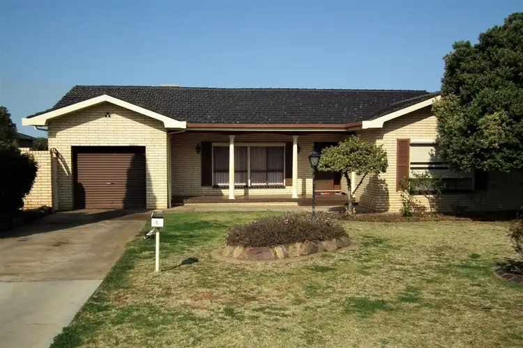 17 Blumer Avenue, Griffith NSW 2680