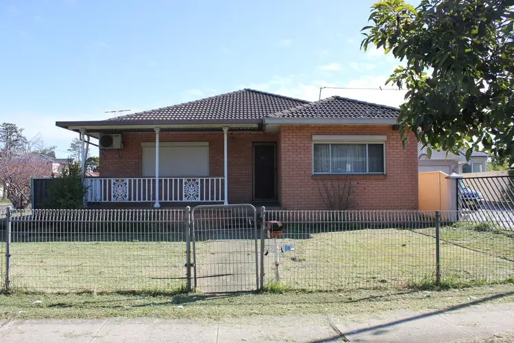 66 Railway Pde, Fairfield NSW 2165