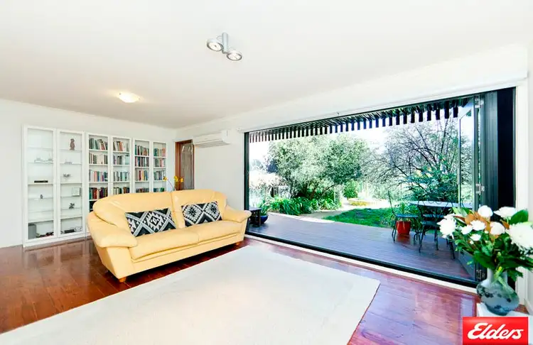 94 Wybalena Grove, Cook ACT 2614