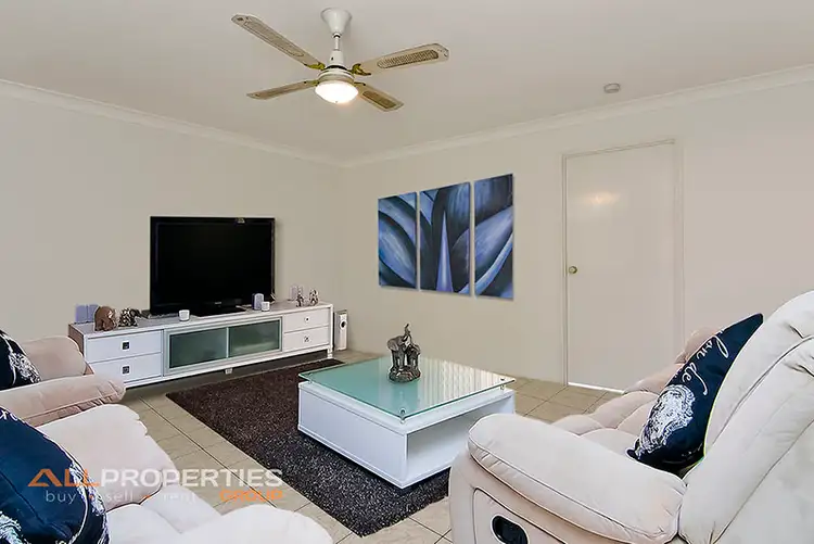 Fifth view of Homely house listing, 19 OLIVIA CT, Regents Park QLD 4118