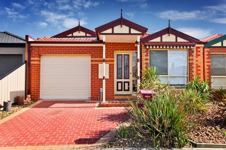 1/31 Jade Way, Hillside VIC 3037