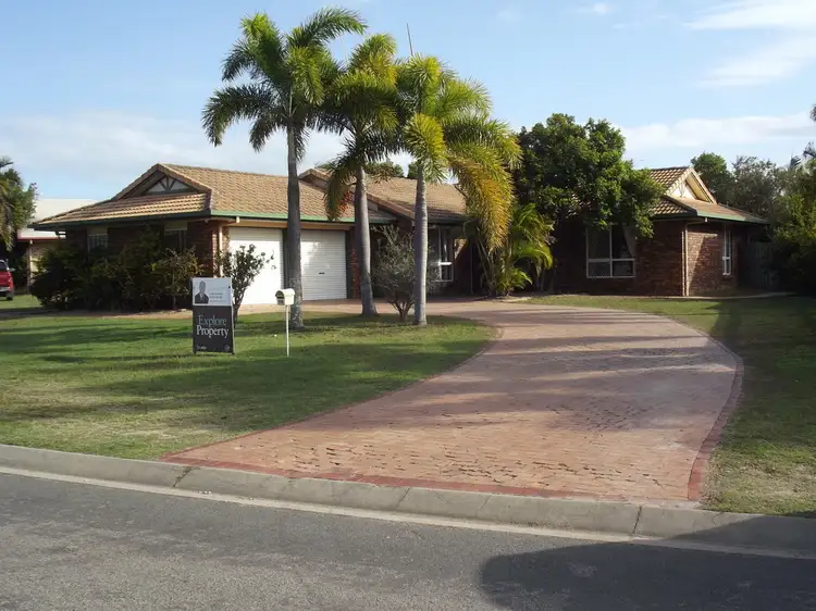 16 Sam Bezzina Drive, Beaconsfield QLD 4740