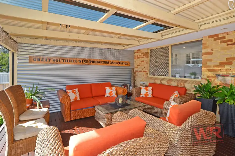 26 Seville Way, Orana WA 6330