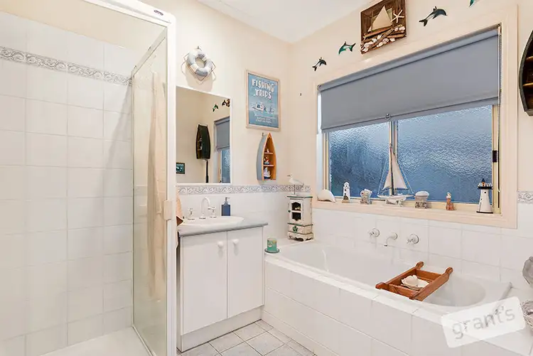 Seventh view of Homely house listing, 53 The Avenue, Narre Warren South VIC 3805