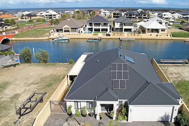 53 Waterlily Drive, Dudley Park WA 6210