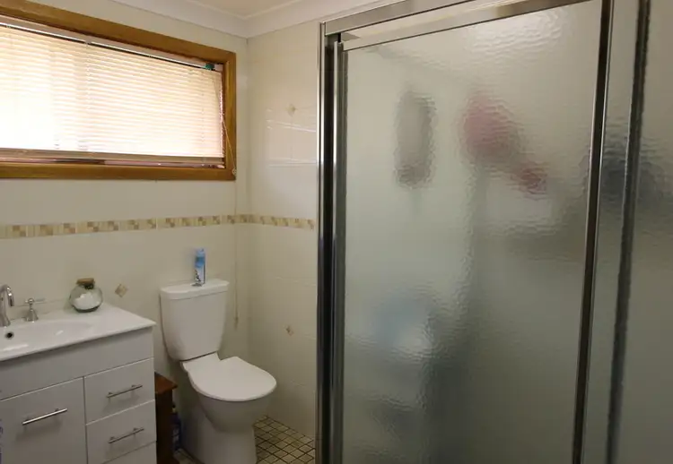 Sixth view of Homely unit listing, 2/167 Baker Street, Temora NSW 2666