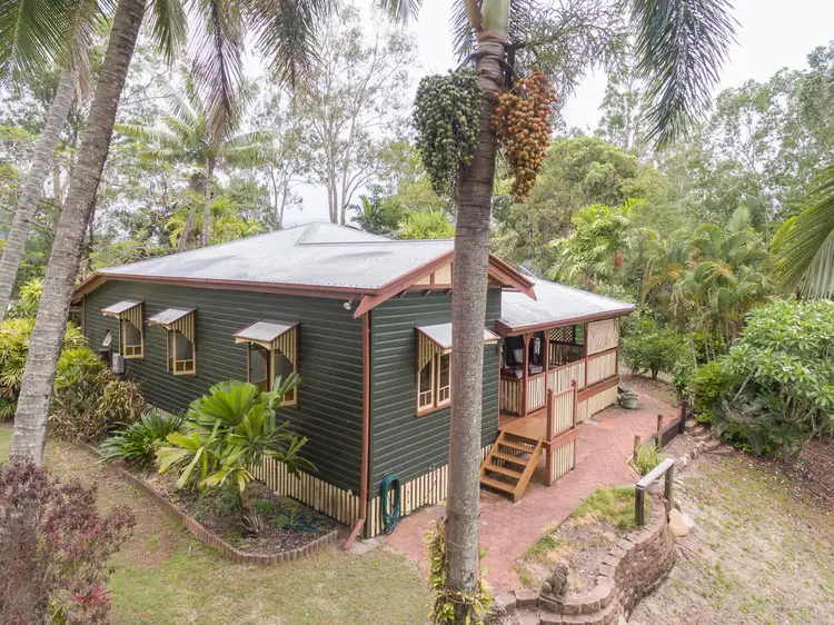 7 Matthew Street, Finch Hatton QLD 4756