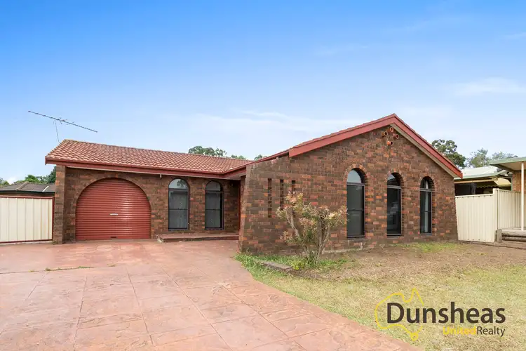 10 Leyland Place, Ingleburn NSW 2565