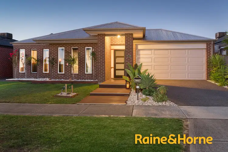 34 Island Cct, Lyndhurst VIC 3975